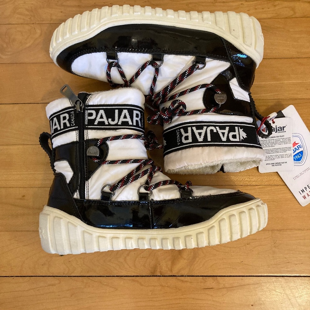 Pajar Canada Womens Mavora 2.0 Black/White Winter Snow Boots Warm Insulated 6.5